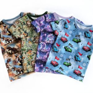 färgglada t-shirtar