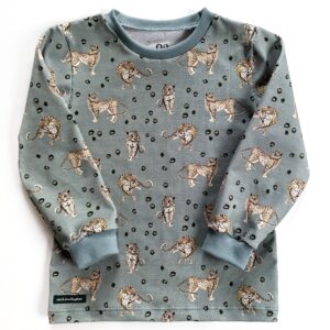 Långärmad t-shirt med leoparder