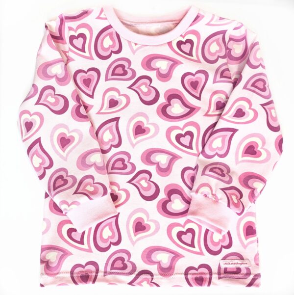 Långärmad t-shirt med rosa hjärtan