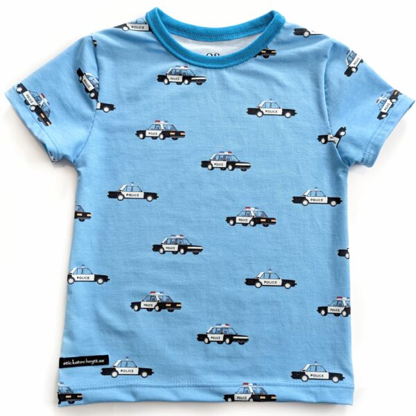 T-shirt med polisbilar