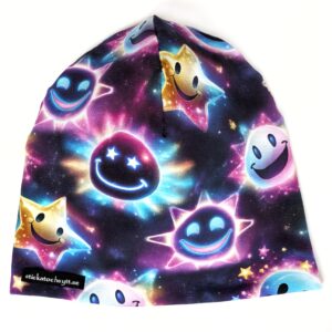 Mössa storlek 52/54, 4-6 år - Smileys på lila