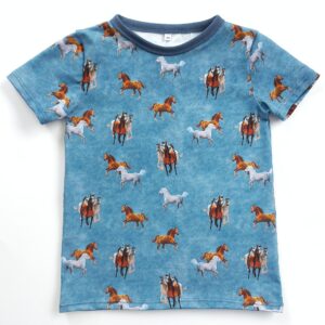 T-shirt med hästar