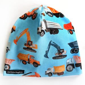 mössa med byggfordon 1-2 år