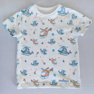 t-shirt med helikoptrar stl 104